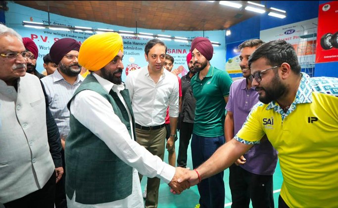 Jalandhar Set to Host National Badminton Championship; CM Mann Reviews Preparations