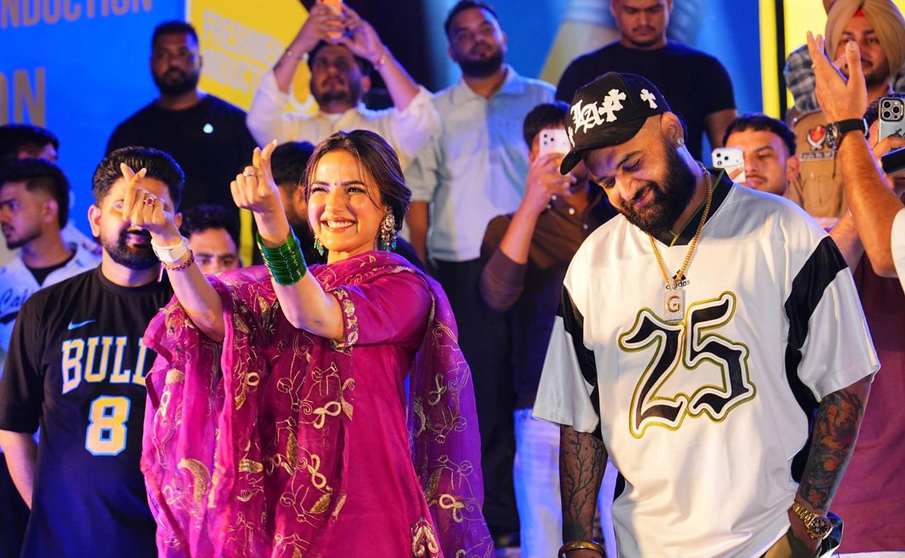 Celebrities Rahgir, Jasmine Bhasin Light Up LPU's Fresher Welcome Event
