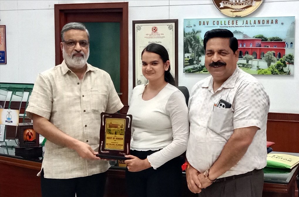 DAV College Jalandhar Student Cracks UGC-NET with 91.73 Percentile Makes College Proud