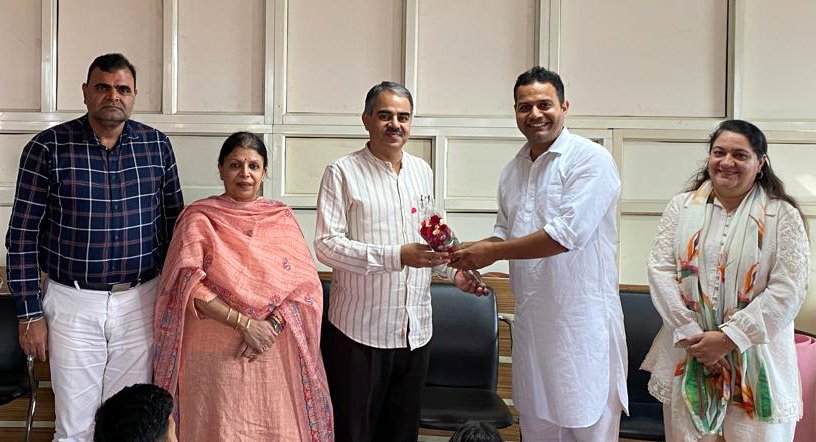 DAVIET organises Five-Day Art of Living Wellness Workshop for Holistic Student Development